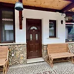 Къща за гости Dolphin Bulgaria 3*